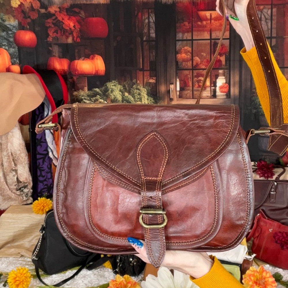 Hand Made Firu Leather Crossbody Bag